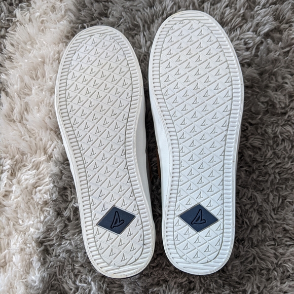 New Crest Gray Slip on Sperry's- Size 6.5 - Picture 6 of 6